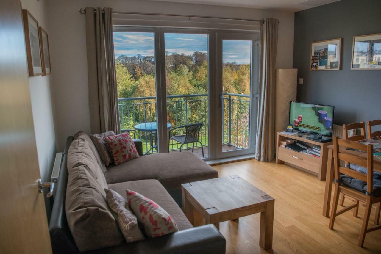 Lochend Park View Apartment エディンバラ エクステリア 写真