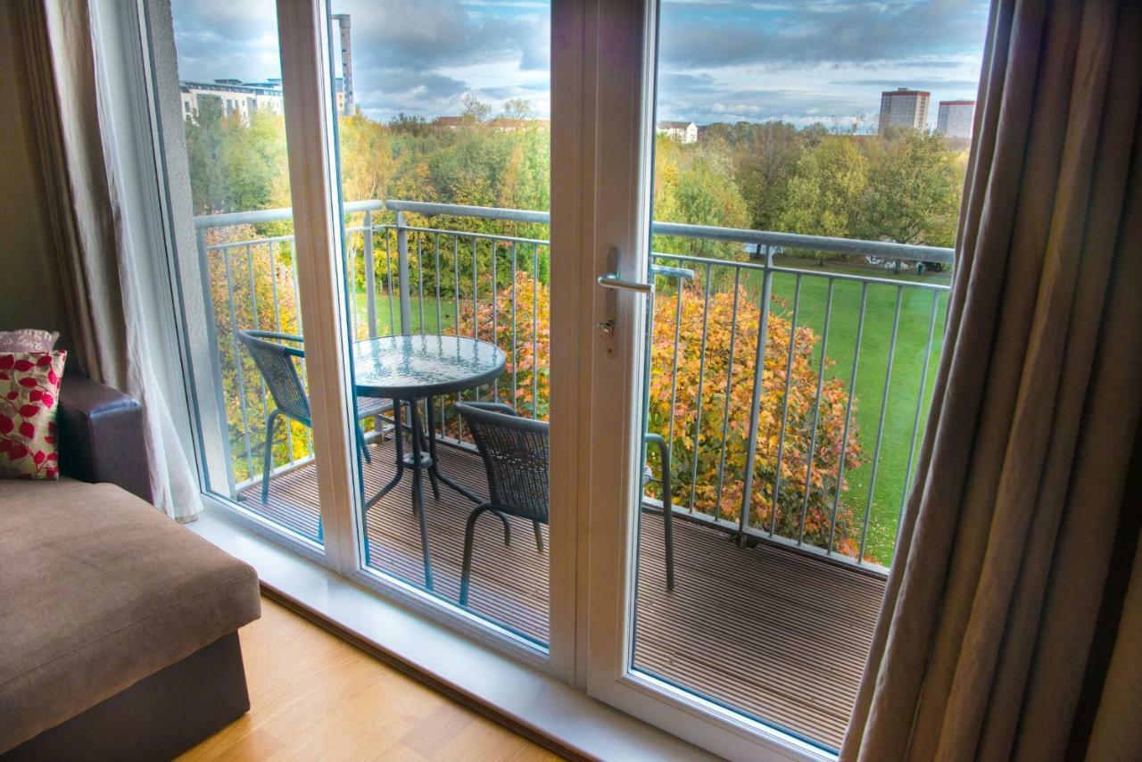 Lochend Park View Apartment エディンバラ エクステリア 写真
