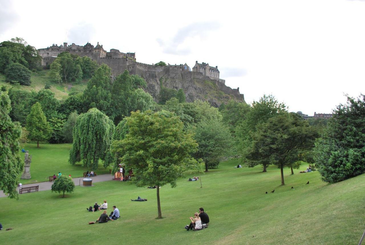 Lochend Park View Apartment エディンバラ エクステリア 写真